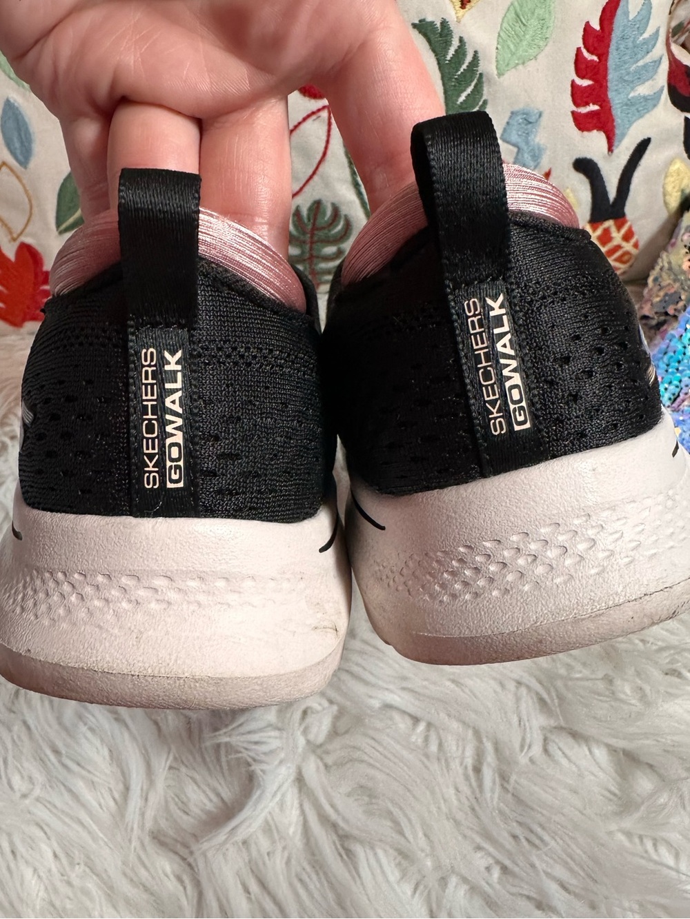Skechers • Go Walk 7 Lightweight Slip On Sneakers - Picture 9 of 12